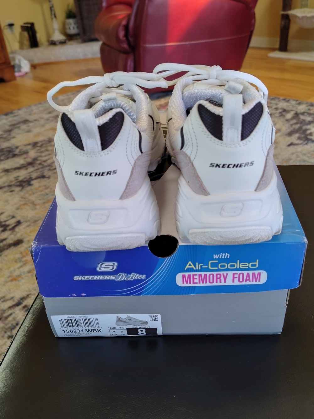 Skechers D'Lites, size 8, White & Tan - Picture 4 of 9